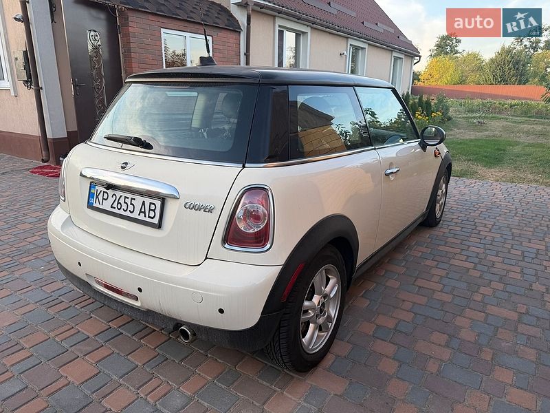 Хэтчбек MINI Cooper 2013 в Переяславе