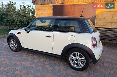 Хэтчбек MINI Cooper 2013 в Переяславе