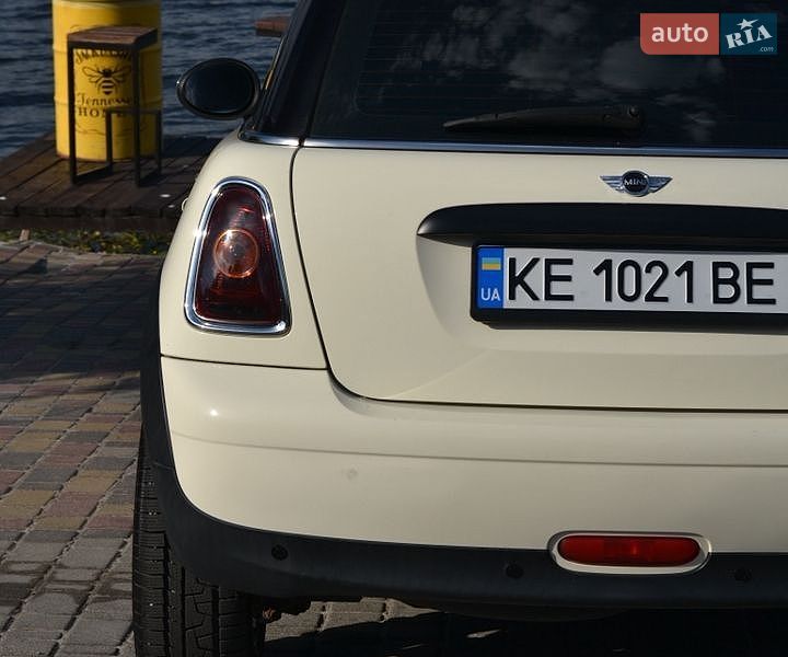 Хэтчбек MINI Cooper 2007 в Днепре
