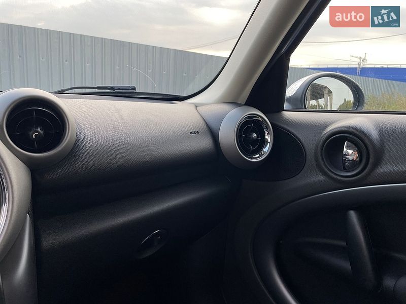 Хэтчбек MINI Cooper 2012 в Виннице