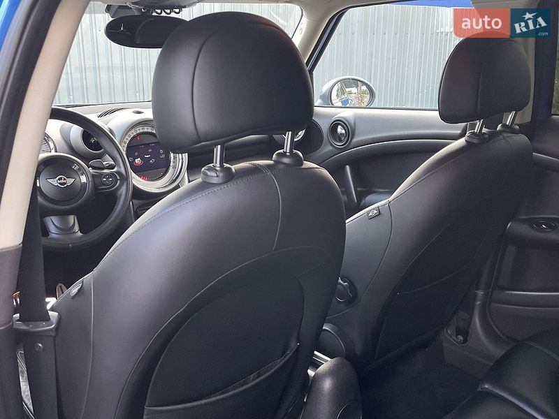 Хэтчбек MINI Cooper 2012 в Виннице