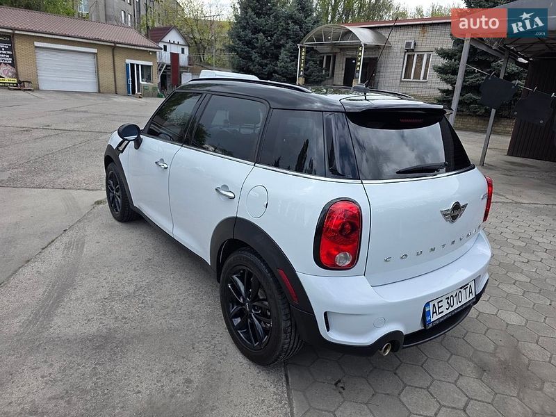 Хетчбек MINI Cooper 2016 в Дніпрі