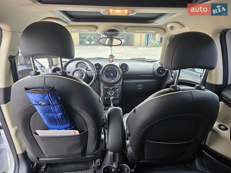 Хетчбек MINI Cooper 2016 в Дніпрі