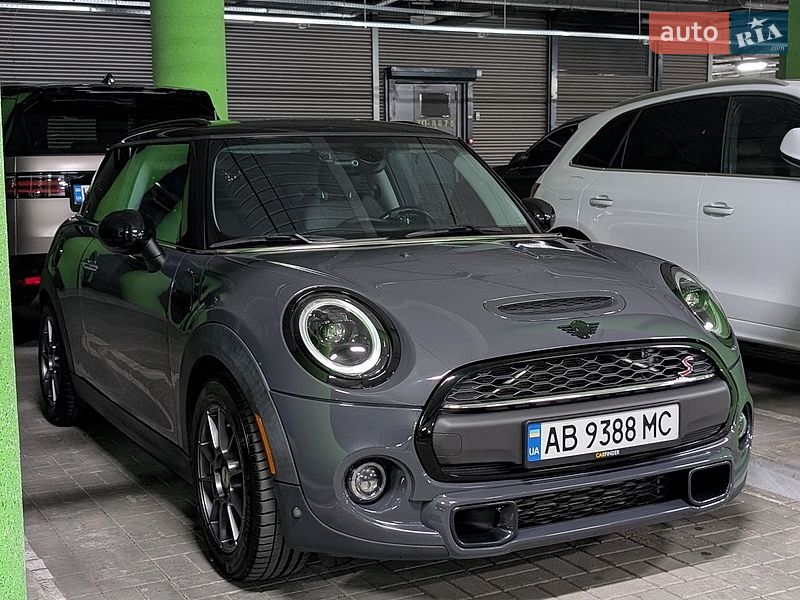 Хэтчбек MINI Cooper 2016 в Львове Хэтчбек MINI Cooper 2016 в Львове