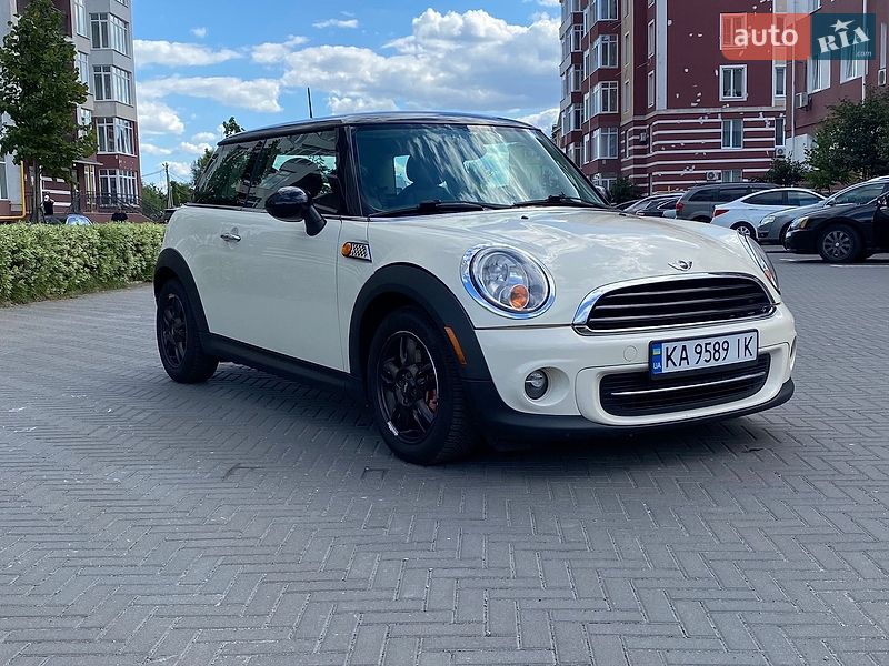 MINI Cooper 2012