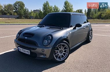 Хэтчбек MINI Cooper 2003 в Киеве