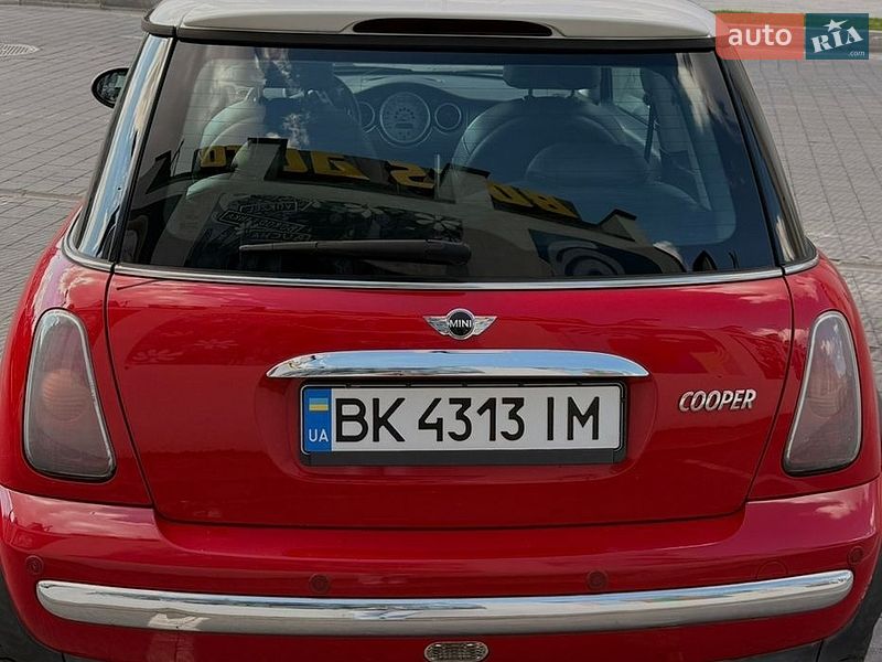 Хэтчбек MINI Cooper 2002 в Львове
