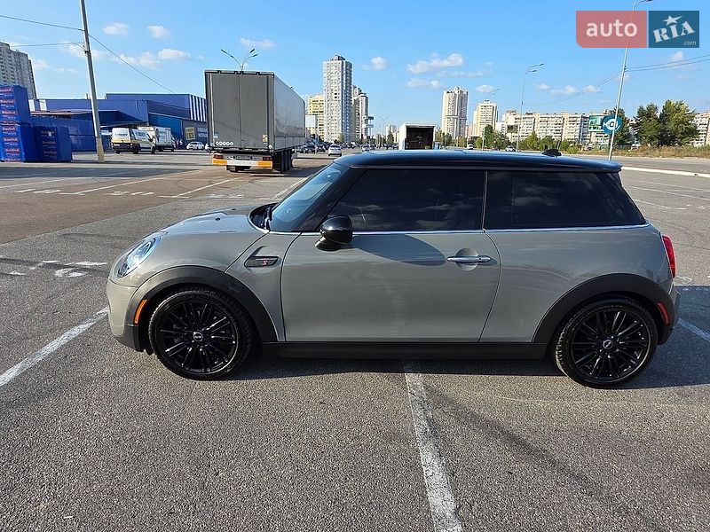 Хетчбек MINI Cooper 2018 в Києві