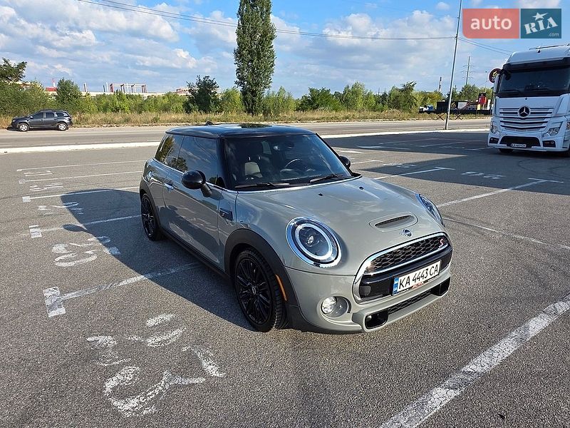 Хетчбек MINI Cooper 2018 в Києві