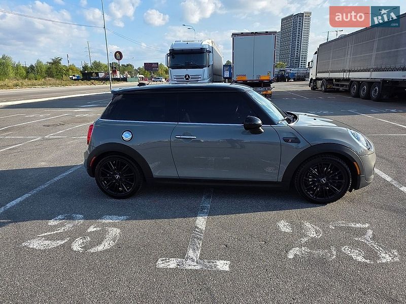 Хетчбек MINI Cooper 2018 в Києві