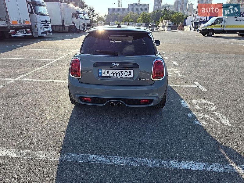 Хетчбек MINI Cooper 2018 в Києві