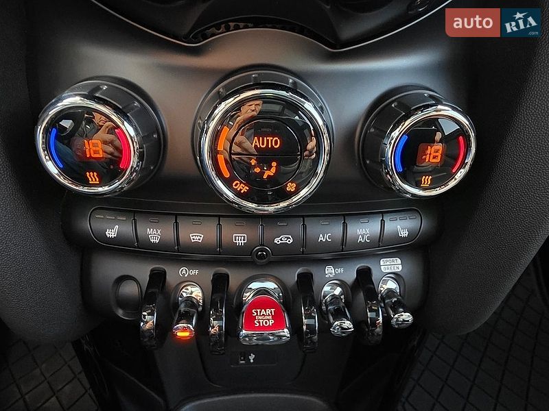 Хетчбек MINI Cooper 2018 в Києві