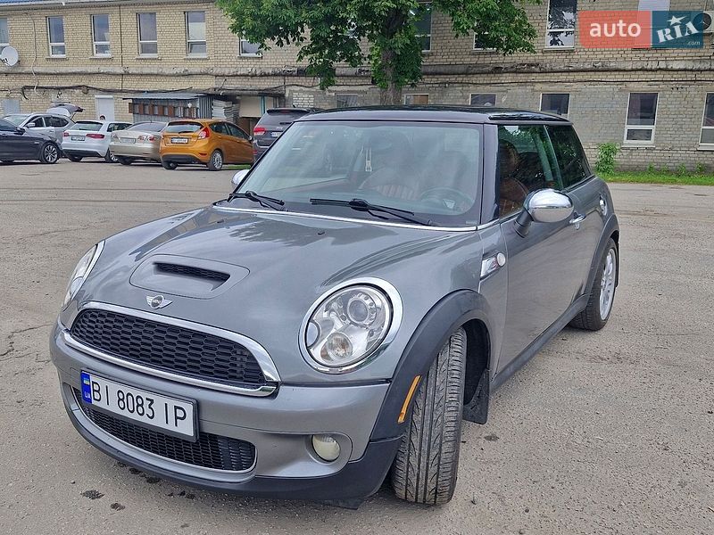 Хэтчбек MINI Cooper 2009 в Кременчуге