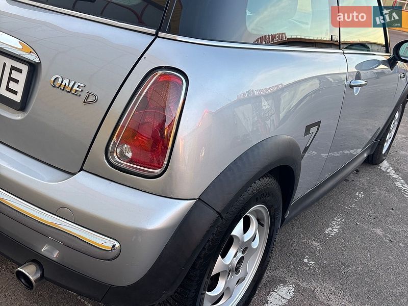 Хетчбек MINI Cooper 2006 в Житомирі