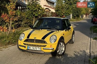 Хэтчбек MINI Cooper 2002 в Львове