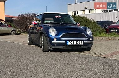 Хетчбек MINI Cooper 2003 в Ужгороді