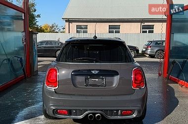 Хэтчбек MINI Cooper 2016 в Львове
