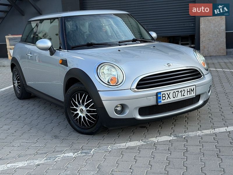 Хэтчбек MINI Cooper 2008 в Хмельницком Хэтчбек MINI Cooper 2008 в Хмельницком