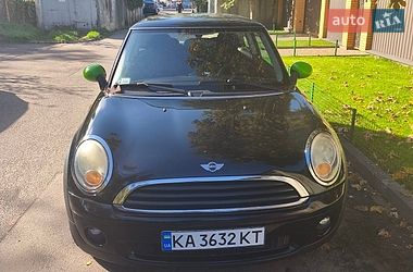 Хэтчбек MINI Cooper 2010 в Киеве
