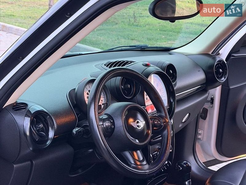 Хэтчбек MINI Cooper 2014 в Измаиле фото 21 Хэтчбек MINI Cooper 2014 в Измаиле
