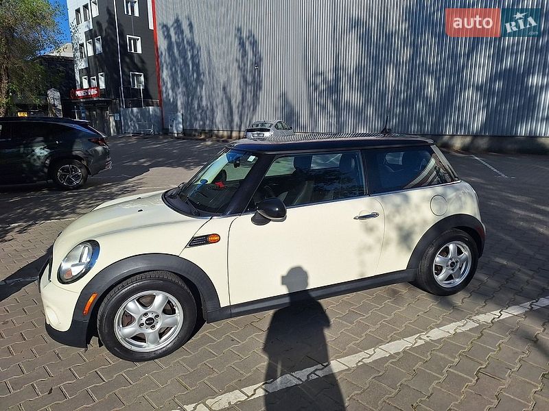 Хэтчбек MINI Cooper 2011 в Одессе