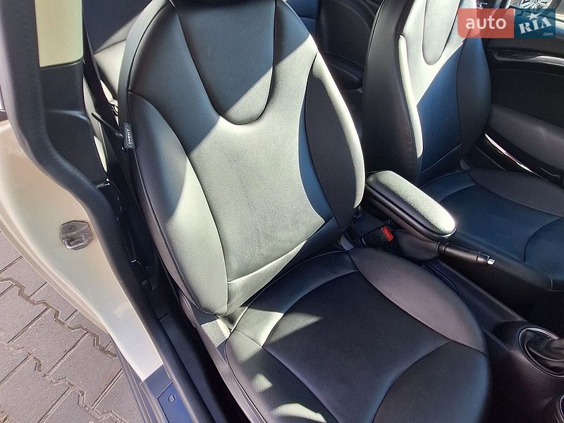 Хэтчбек MINI Cooper 2011 в Одессе
