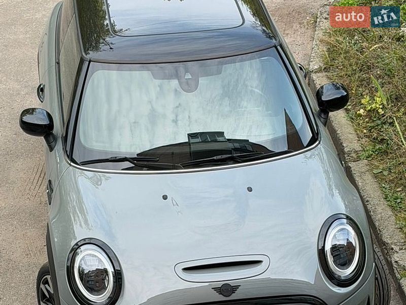 Хэтчбек MINI Cooper 2022 в Черкассах