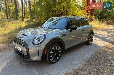 Хэтчбек MINI Cooper 2022 в Черкассах