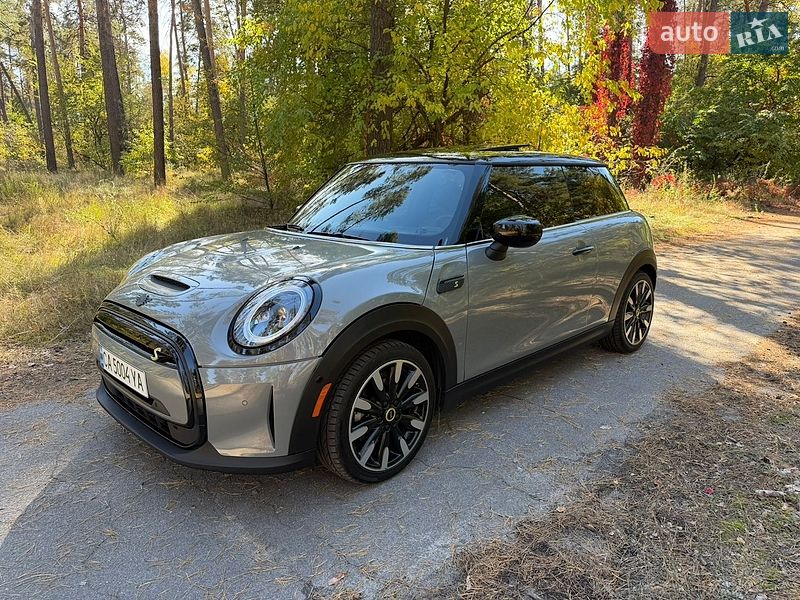 Хэтчбек MINI Cooper 2022 в Черкассах