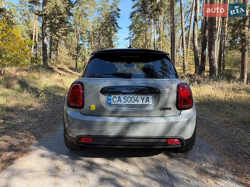 Хэтчбек MINI Cooper 2022 в Черкассах