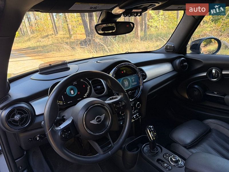 Хэтчбек MINI Cooper 2022 в Черкассах