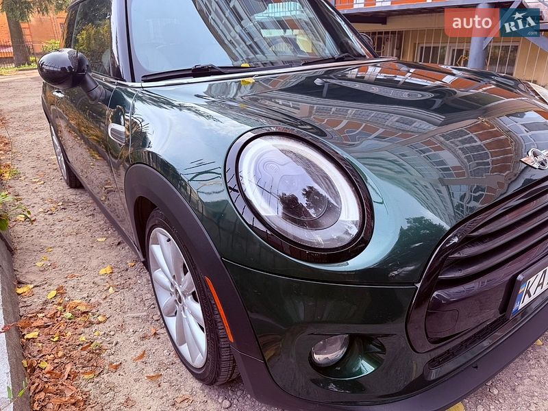 Хэтчбек MINI Cooper 2017 в Чернигове