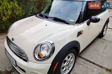 Хэтчбек MINI Cooper 2012 в Одессе