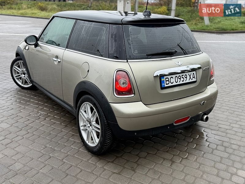 Хэтчбек MINI Cooper 2007 в Львове