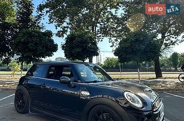 Хэтчбек MINI Cooper 2014 в Киеве