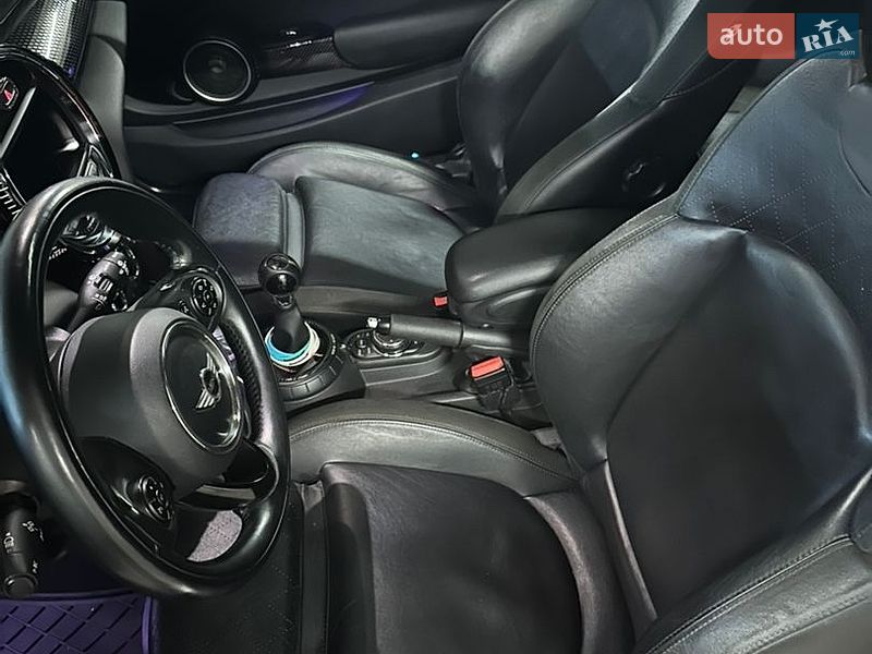 Хэтчбек MINI Cooper 2014 в Киеве