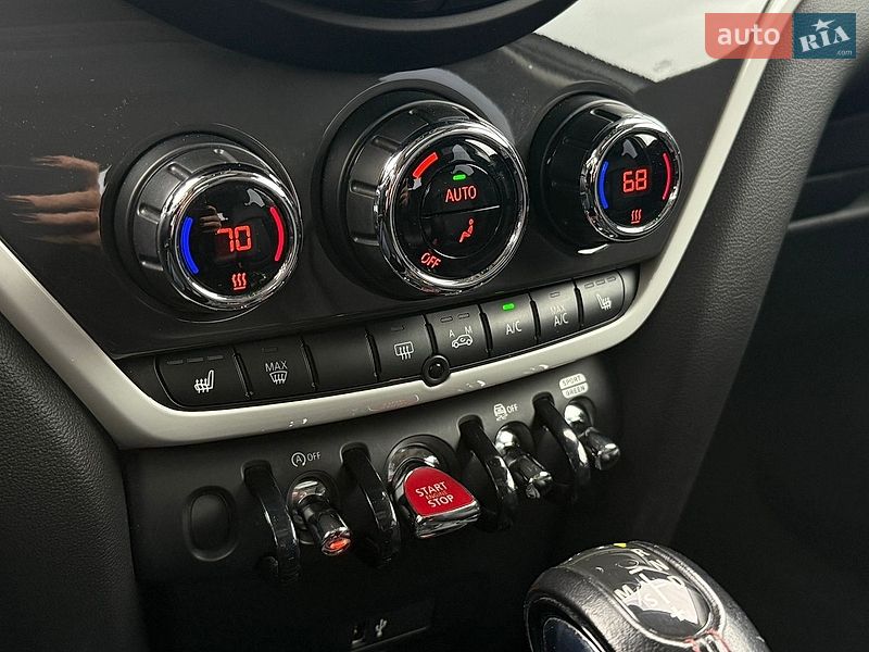 Хетчбек MINI Cooper 2018 в Житомирі