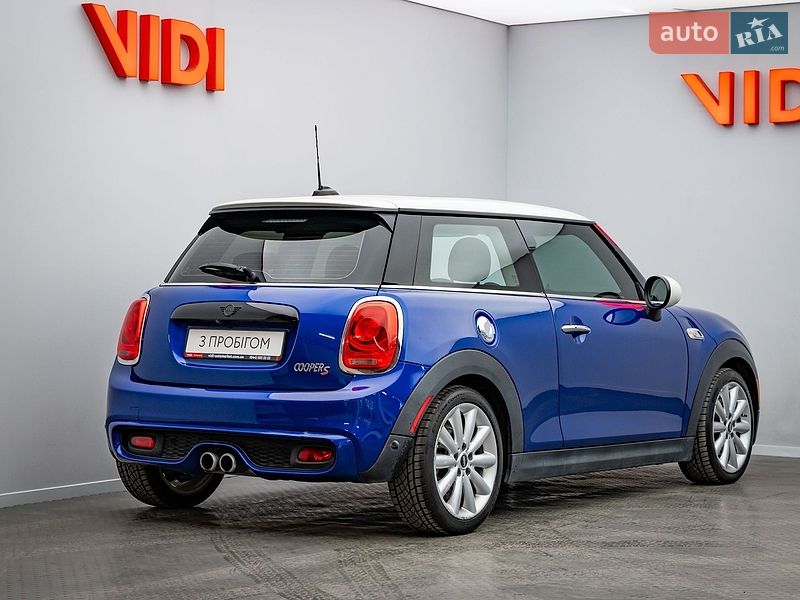 Хэтчбек MINI Cooper 2019 в Киеве