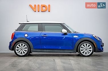 Хэтчбек MINI Cooper 2019 в Киеве