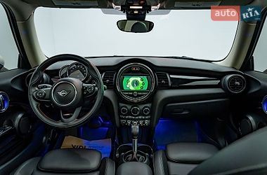 Хэтчбек MINI Cooper 2019 в Киеве