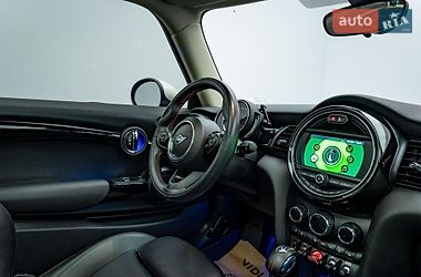 Хэтчбек MINI Cooper 2019 в Киеве