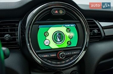 Хэтчбек MINI Cooper 2019 в Киеве