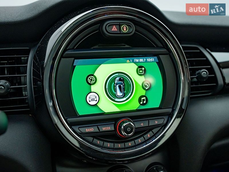 Хэтчбек MINI Cooper 2019 в Киеве