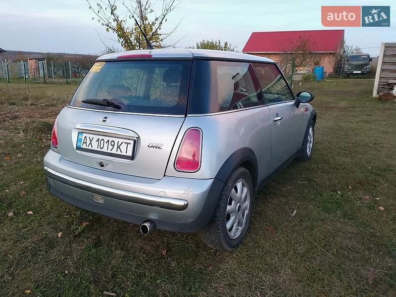 Хэтчбек MINI Cooper 2002 в Харькове
