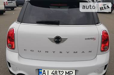 Хэтчбек MINI Countryman 2013 в Киеве