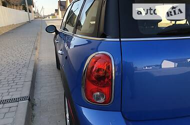 Позашляховик / Кросовер MINI Countryman 2013 в 