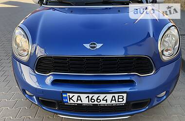 Позашляховик / Кросовер MINI Countryman 2013 в 