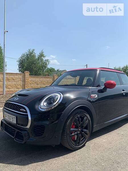 Хетчбек MINI Countryman 2016 в Запоріжжі