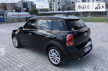 Хэтчбек MINI Countryman 2015 в Львове