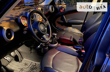 Внедорожник / Кроссовер MINI Countryman 2012 в 
